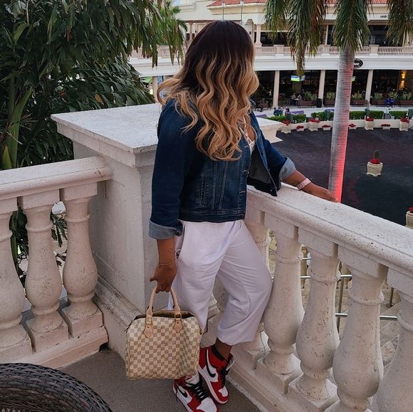 Meet your Posher, Renee - Picture 2 of 8